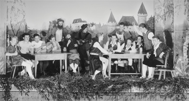 Theatergruppe, Szene 1949